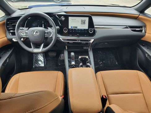 Used 2025 Lexus RX 350 FWD w/ Technology Package image 10