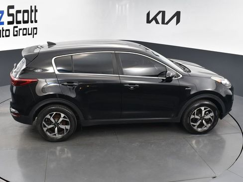 Used 2020 Kia Sportage LX image 14