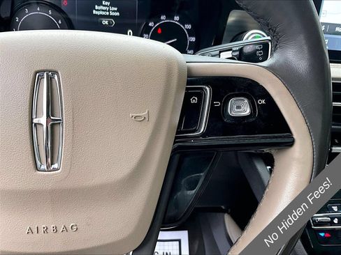 Used 2021 Lincoln Corsair AWD w/ Premium Package image 15