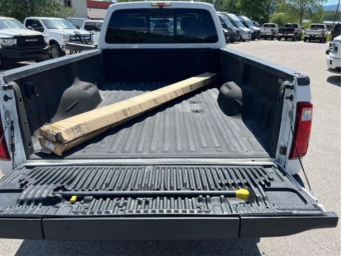 Used 2014 Ford F350 Lariat w/ Lariat Ultimate Package AWD/4WD image 13