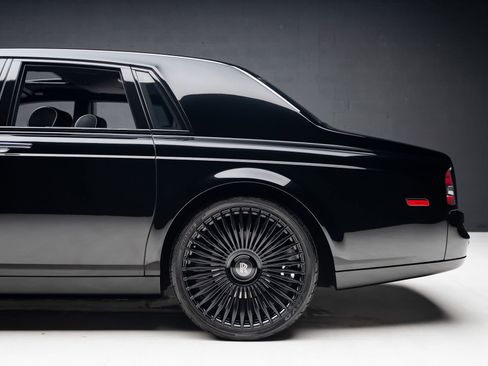 Used 2007 Rolls-Royce Phantom Sedan RWD image 20