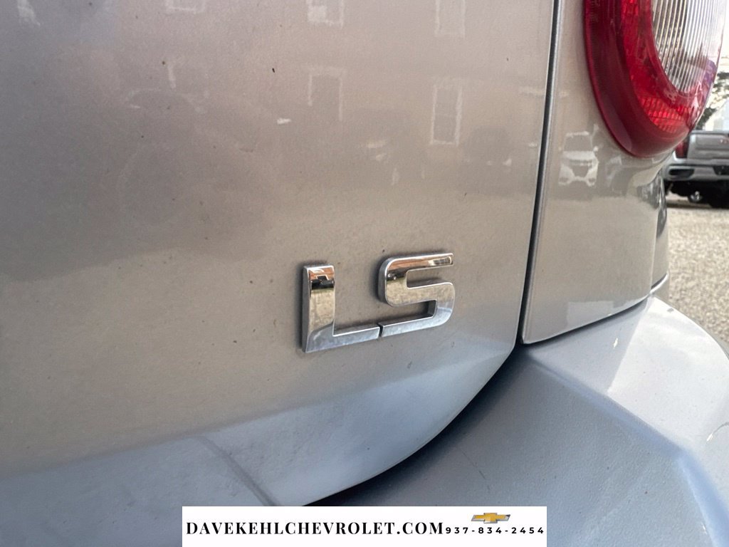 Used 2008 Chevrolet HHR LS FWD image 35