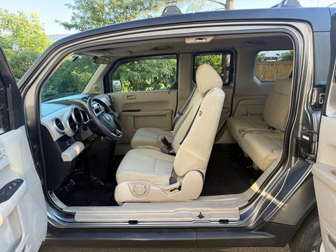 Used 2011 Honda Element LX image 6
