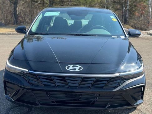 New 2026 Hyundai Elantra Sport FWD image 3