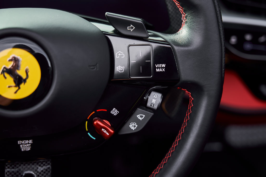 Used 2022 Ferrari SF90 Spider AWD/4WD image 52