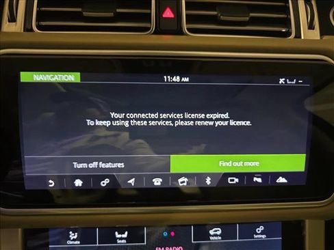Used 2019 Land Rover Range Rover HSE AWD/4WD image 24