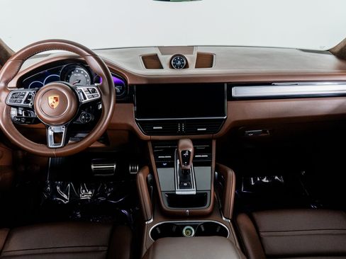 Used 2023 Porsche Cayenne Turbo image 54