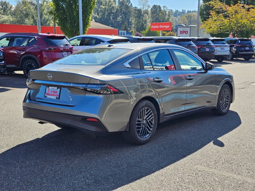 New 2027 Nissan Sentra SV FWD image 5