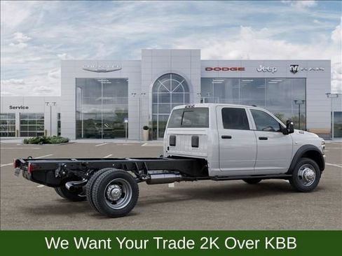 New 2026 RAM 5500 Tradesman AWD/4WD image 4