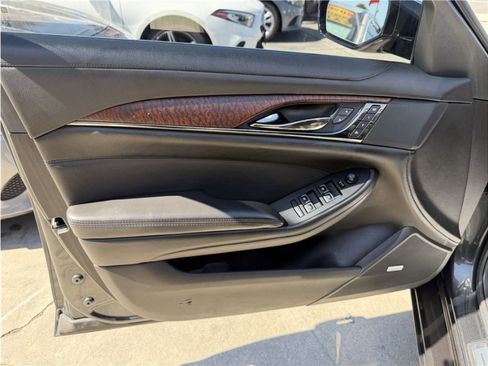 Used 2018 Cadillac CTS Luxury RWD image 15