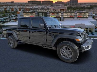 New 2026 Jeep Gladiator Sport