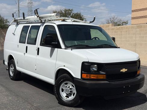 Used 2013 Chevrolet Express 2500 RWD image 1