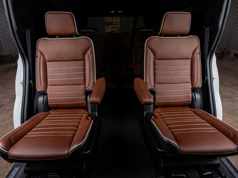 Used 2024 GMC Yukon Denali Ultimate image 33