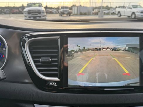 New 2026 Chrysler Voyager LX image 16