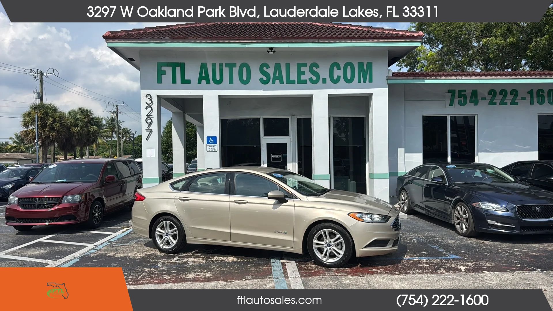 Used 2018 Ford Fusion SE FWD image 11
