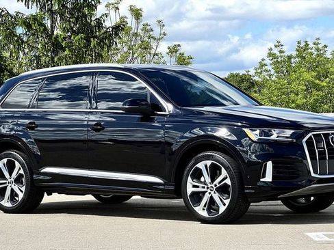 Used 2020 Audi Q7 3.0T Premium Plus w/ Premium Plus Package AWD/4WD image 2