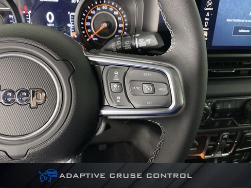 New 2026 Jeep Wrangler Unlimited Sahara AWD/4WD image 21