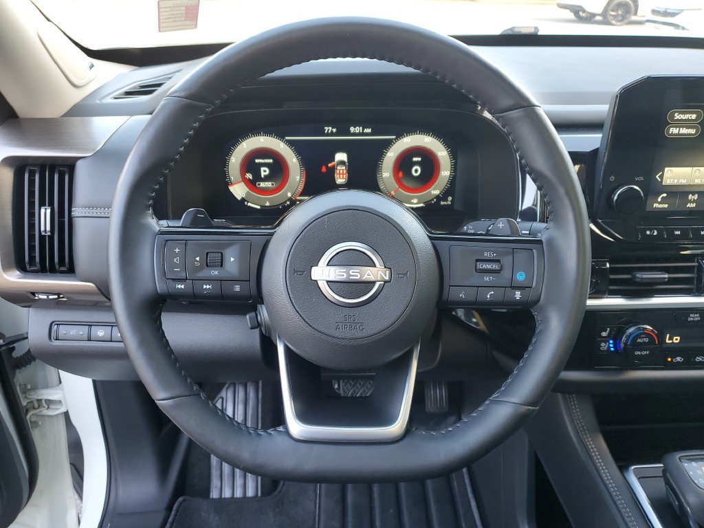 Certified 2024 Nissan Pathfinder Platinum w/ Cargo Package AWD/4WD image 24