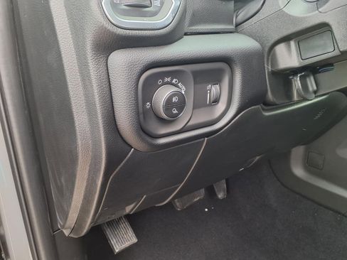 New 2026 RAM 2500 Lone Star AWD/4WD image 11