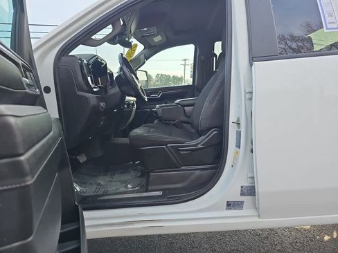 Used 2024 Chevrolet Silverado 2500 LT image 14