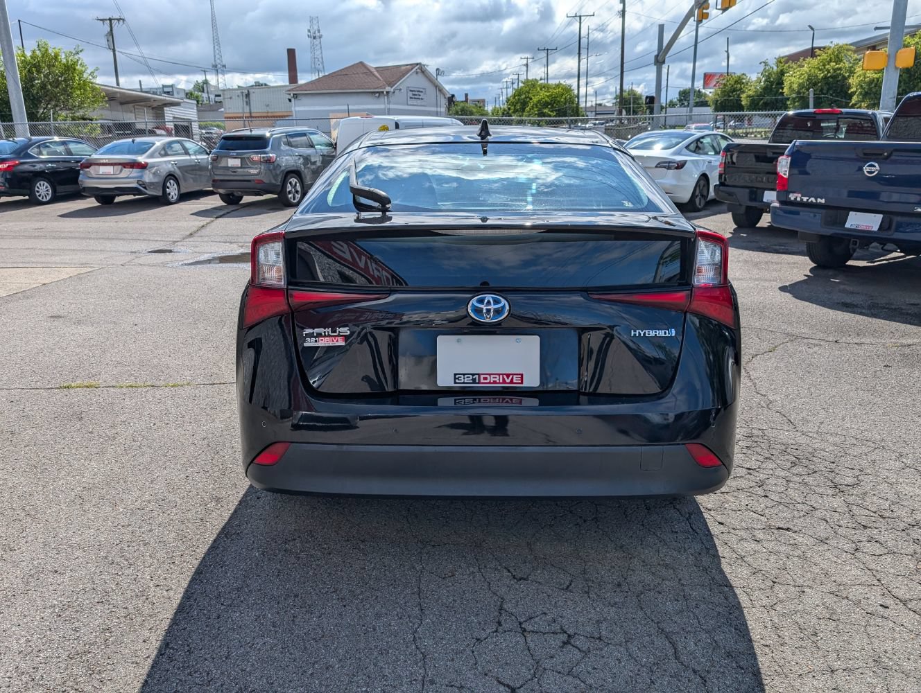 Used 2021 Toyota Prius LE FWD image 7