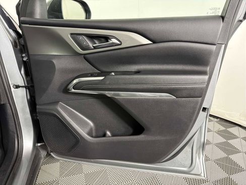 Certified 2024 Chevrolet Traverse LT image 24