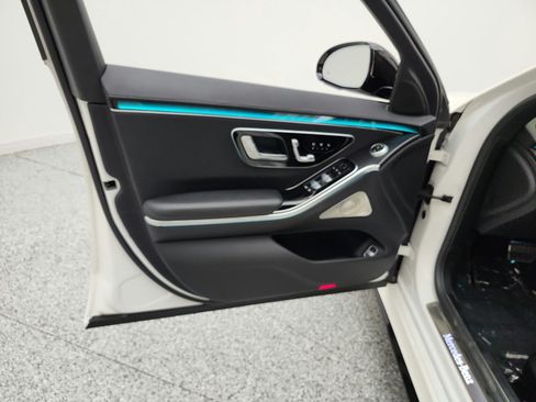 Certified 2023 Mercedes-Benz S 500 4MATIC image 15