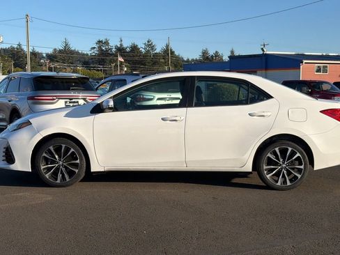 Used 2018 Toyota Corolla XSE w/ Carpet Mat Package (TMS) image 6