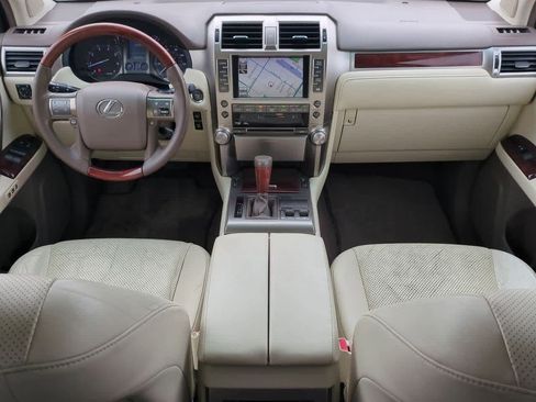 Used 2011 Lexus GX 460 w/ Comfort Plus Pkg image 14