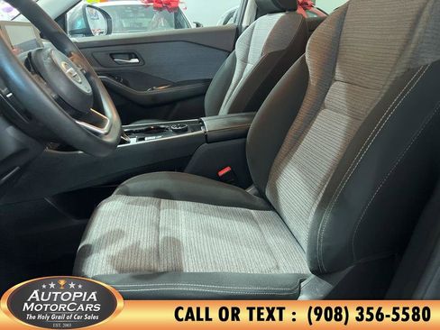 Used 2021 Nissan Rogue SV AWD/4WD image 9
