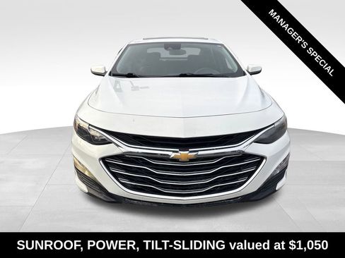 Used 2024 Chevrolet Malibu LT FWD image 2
