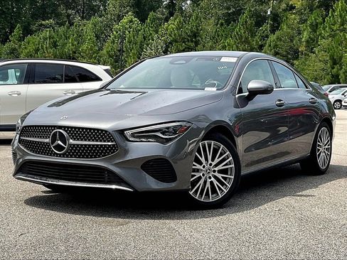 Certified 2025 Mercedes-Benz CLA 250 w/ Exclusive Package image 2