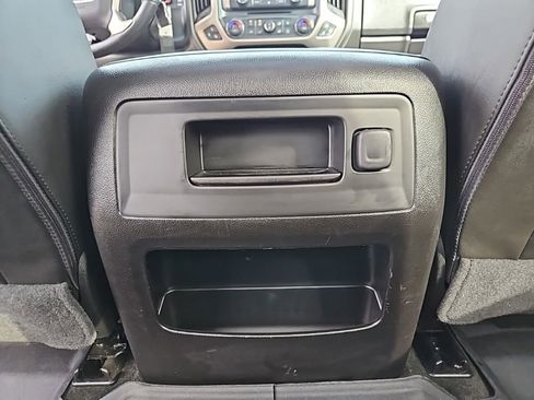 Used 2018 GMC Sierra 2500 Denali w/ Duramax Plus Package image 32