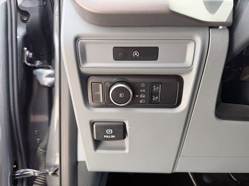 Used 2025 Ford F150 XLT w/ Equipment Group 301A Standard image 9