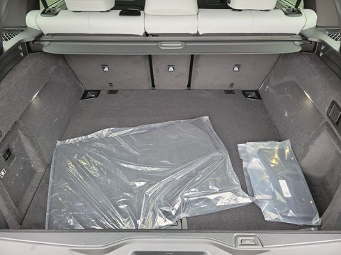 New 2026 BMW X5 xDrive40i w/ Executive Package image 7