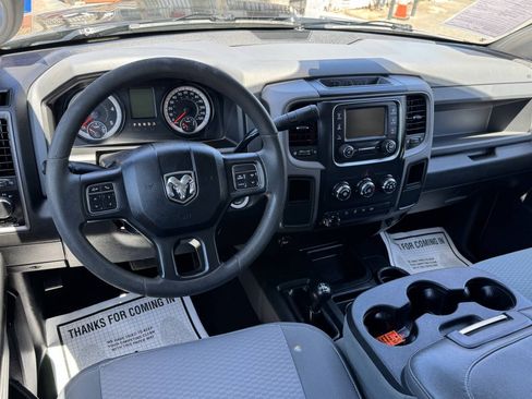 Used 2018 RAM 2500 Tradesman w/ Chrome Appearance Group AWD/4WD image 18