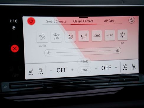 Used 2025 Volkswagen Atlas Peak Edition SE image 32