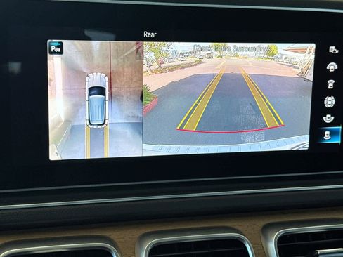 Used 2021 Mercedes-Benz GLE 350 4MATIC image 22