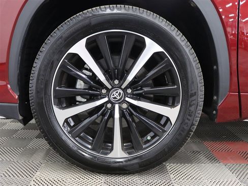 Used 2022 Toyota Highlander XSE image 35