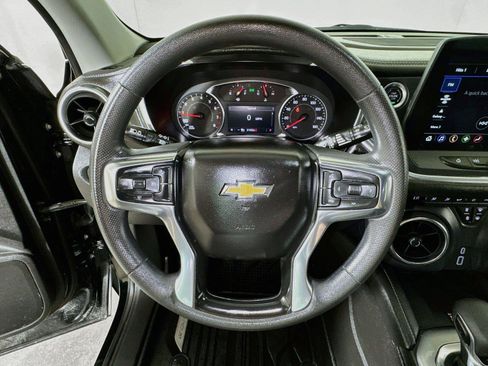 Certified 2024 Chevrolet Blazer LT w/ Convenience Package FWD image 9