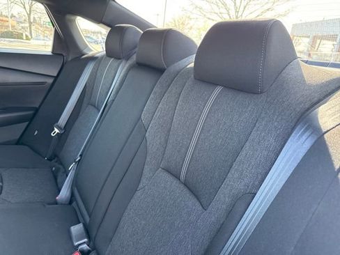 Used 2023 Honda Accord Sport image 19