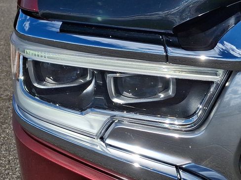 Used 2019 RAM 1500 Limited image 9