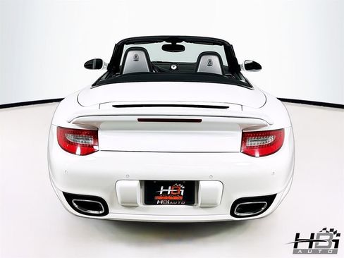 Used 2011 Porsche 911 Turbo S image 27