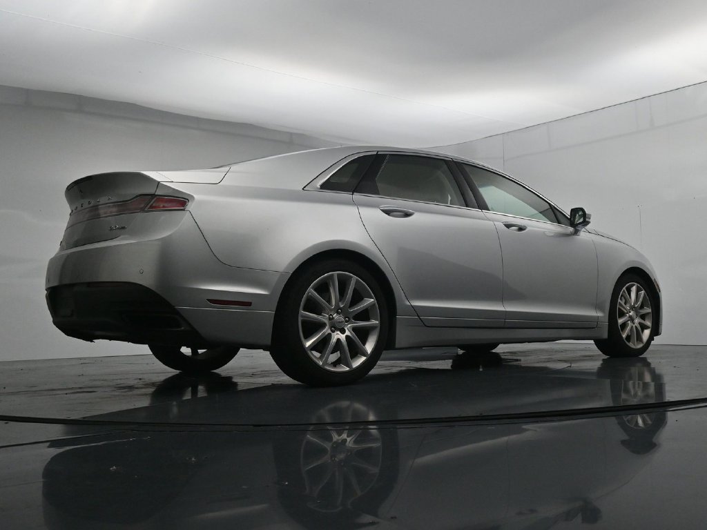Used 2014 Lincoln MKZ w/ Equipment Group 101A Select FWD image 23