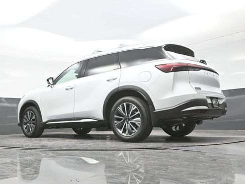 New 2026 INFINITI QX60 Luxe w/ Cargo Package AWD/4WD image 36