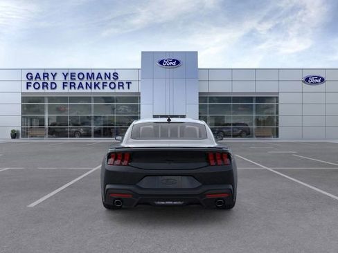 New 2026 Ford Mustang Coupe image 5