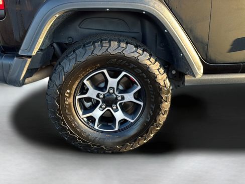 Used 2021 Jeep Wrangler Unlimited Rubicon AWD/4WD image 17