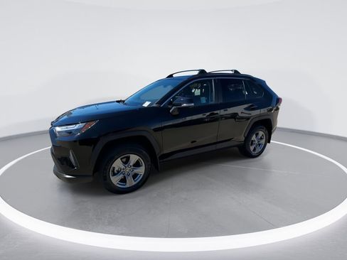 Used 2024 Toyota RAV4 XLE image 6