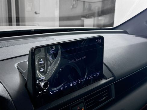 Used 2025 Honda Pilot TrailSport image 8