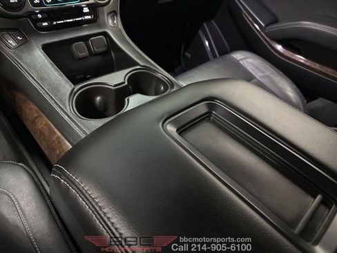 Used 2019 Chevrolet Suburban LT image 44